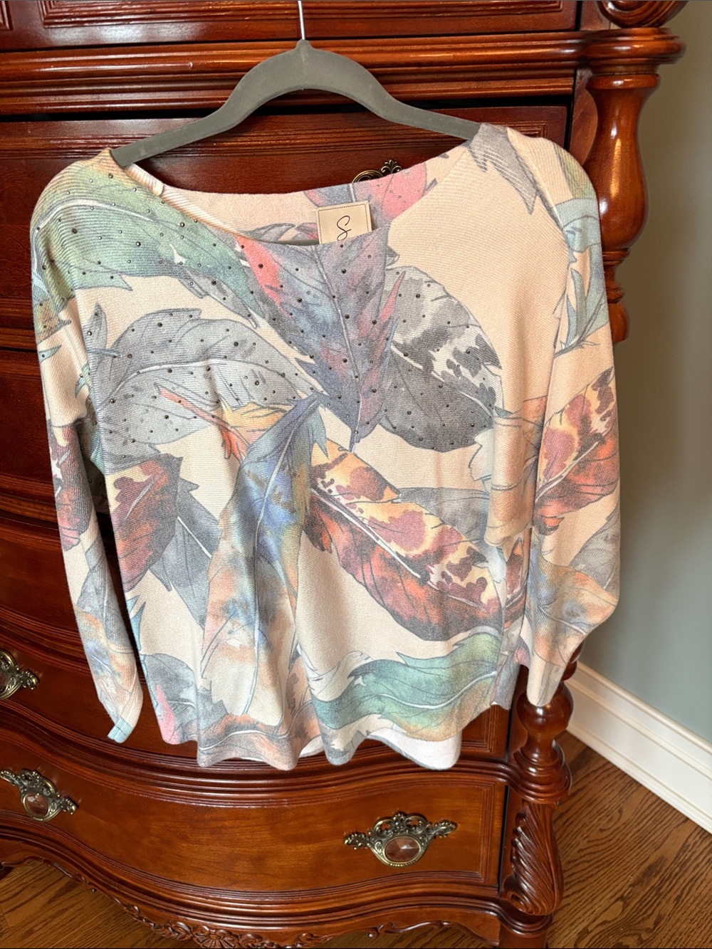 Light Pink Floral Leaf Print Women's Sweater with Sparkles!
